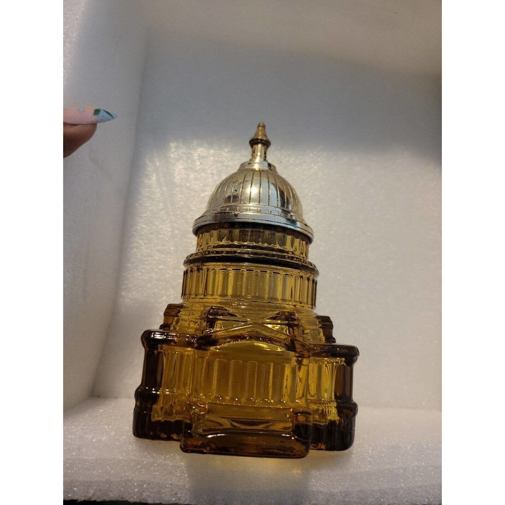 Vintage Avon Bottle 3-Tier Capitol Building Amber Aftershave Perfume Cologne - Picture 1 of 8